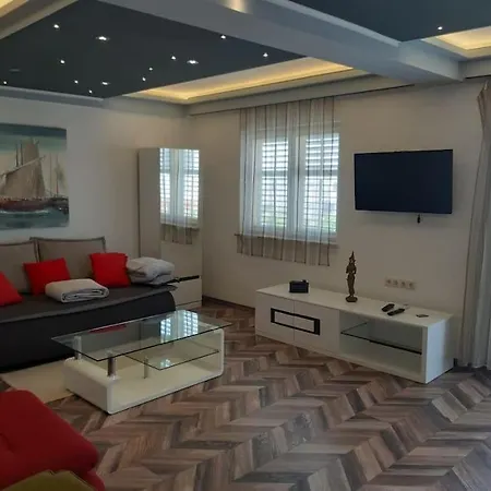 شقة Spacious Apartment, Tania *